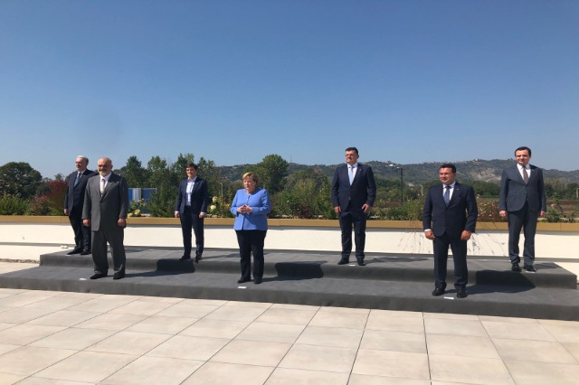 Merkel takohet me  liderët e Ballkanit Perëndimor në Tirana Business Park 